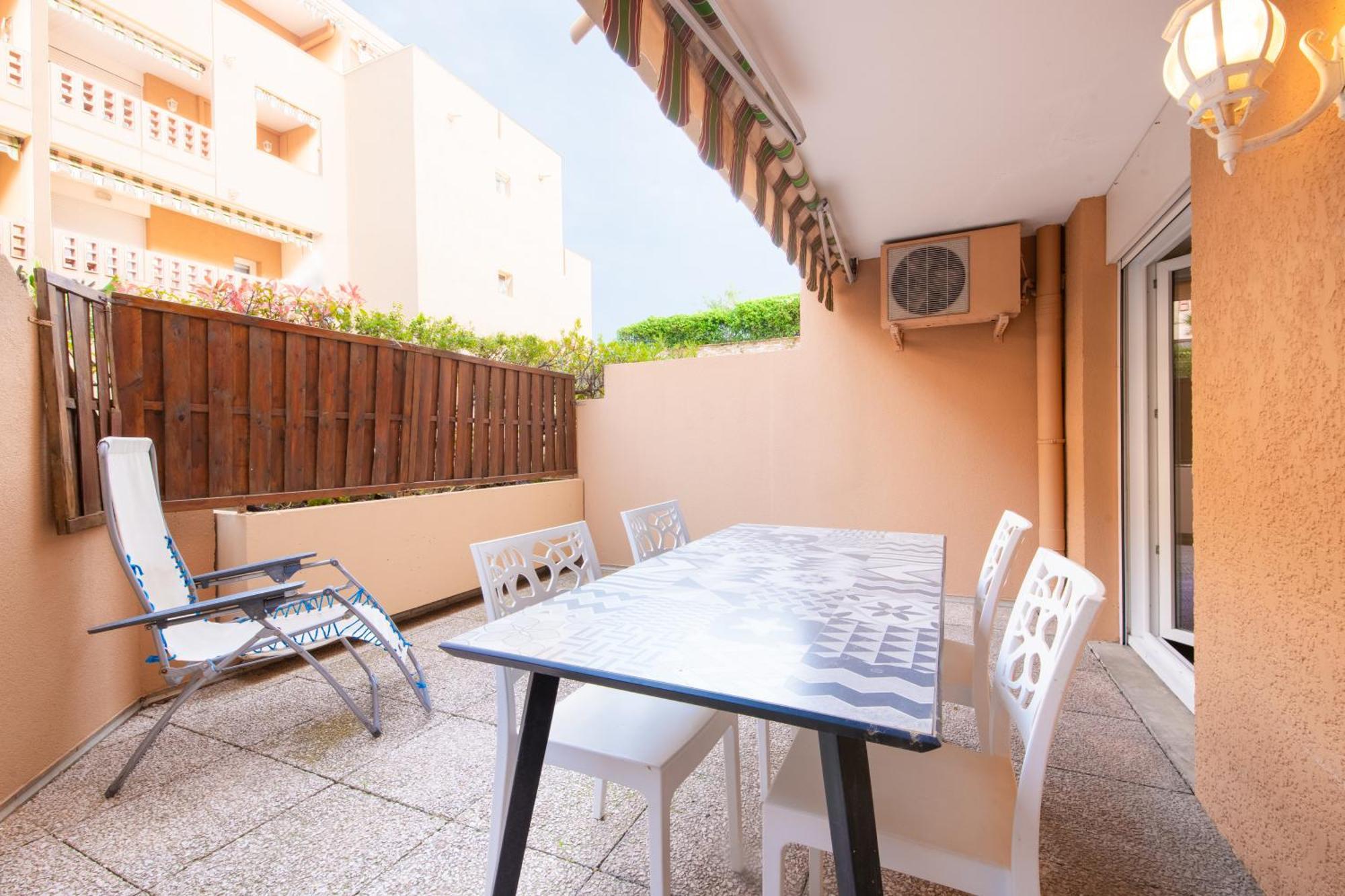 Le Victoria, Centre Ville , Plage Et Parking Gratuit Sainte-Maxime Esterno foto